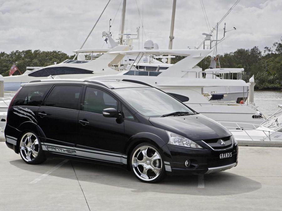  Mitsubishi Grandis Panther Concept 2008 года  (фото 5 из 5)